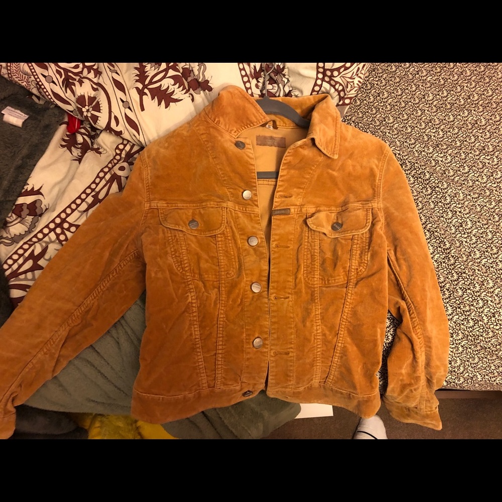 Mustard jacket - Picture 2 of 5